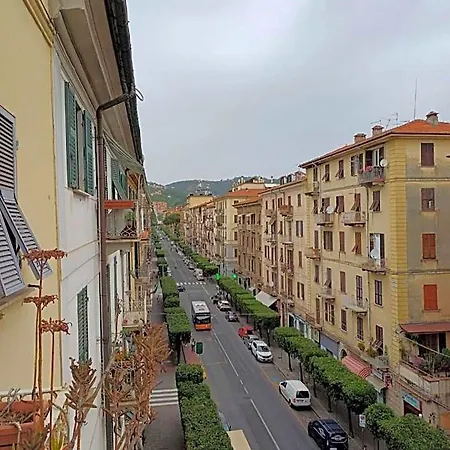 Marina's House Bed & Breakfast La Spezia